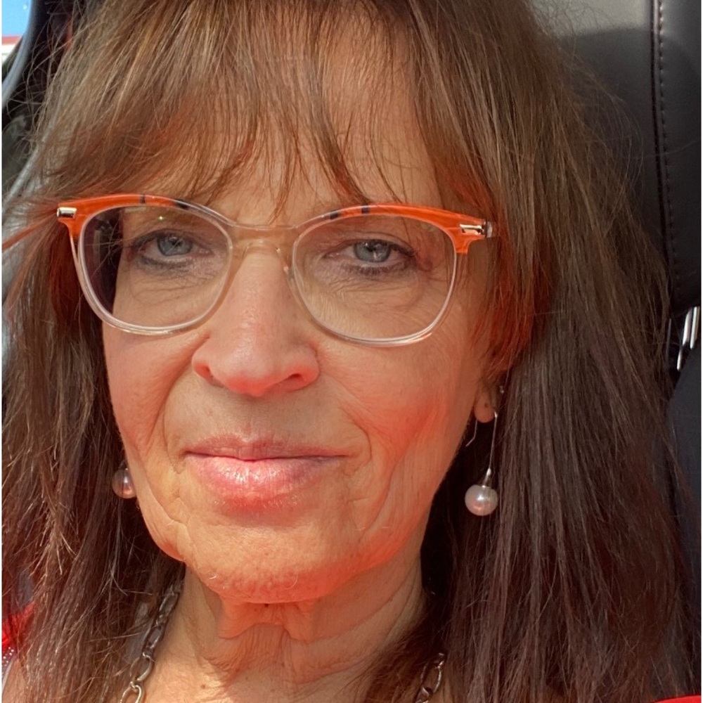 Meet your Posher, Cathy